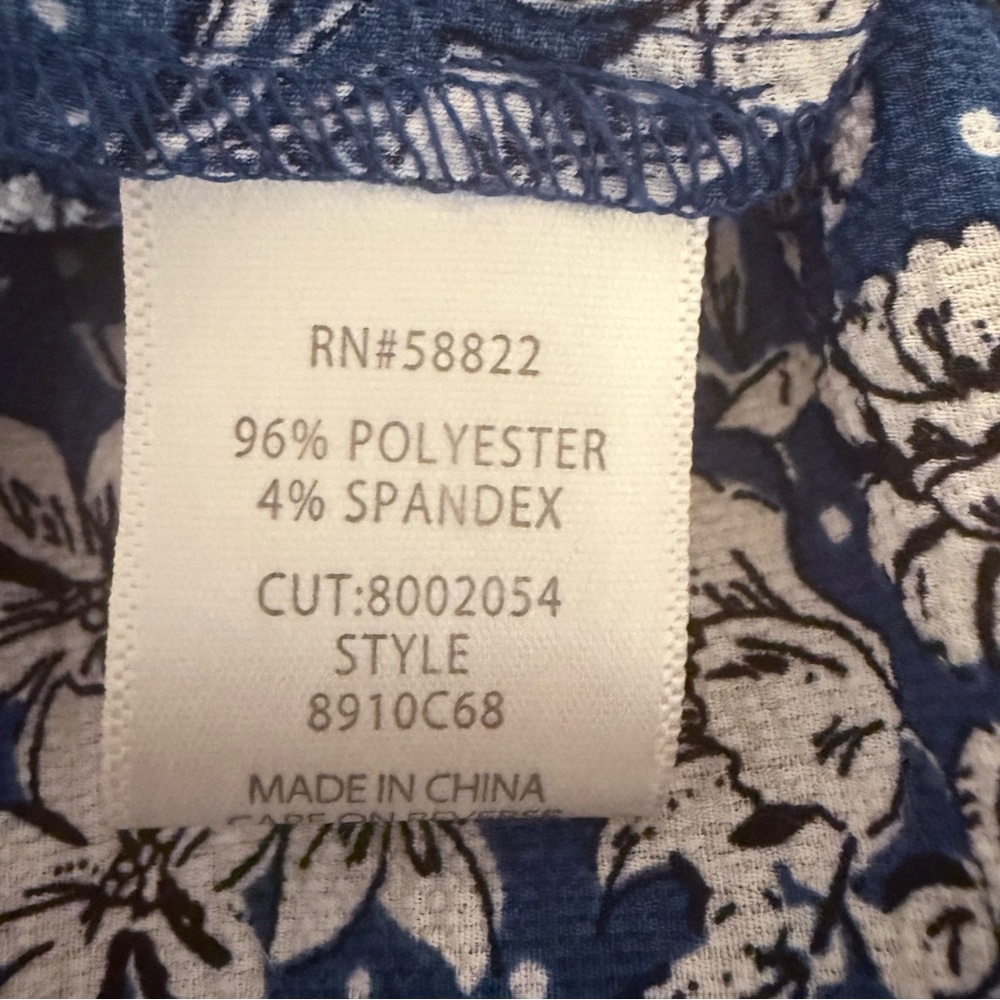 Max Studio Blue and White Floral Maxi Dress - Picture 6 of 7